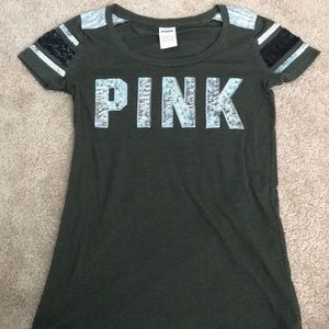 VS PINK T-shirt